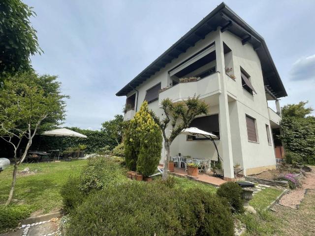 Appartamento in affitto a Mornago VA