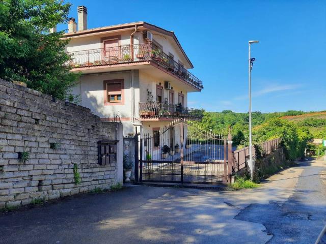 Appartamento in affitto a Morlupo RM