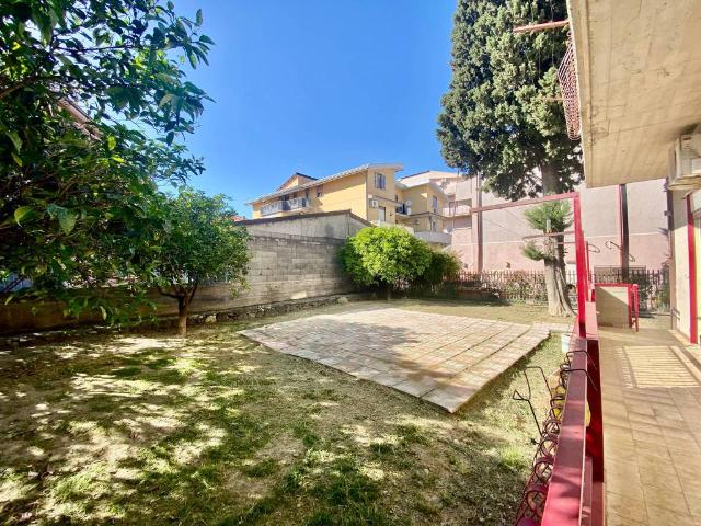 Appartamento in affitto a Motta Sant'Anastasia CT