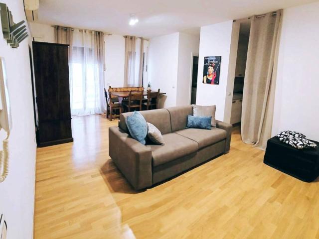 Appartamento in affitto a Napoli
