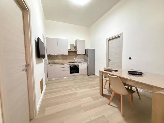 Appartamento in affitto a Napoli