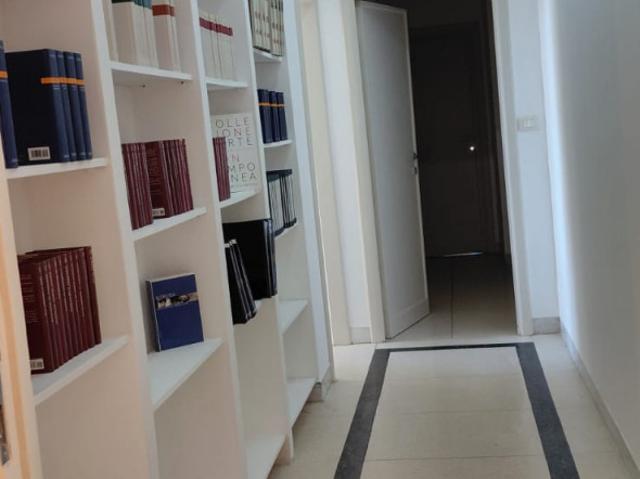 Appartamento in affitto a Napoli