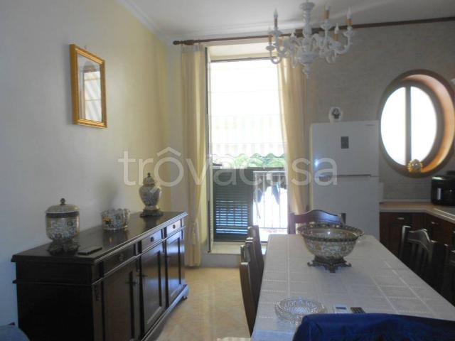 Appartamento in affitto a Napoli