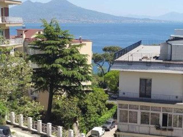 Appartamento in affitto a Napoli