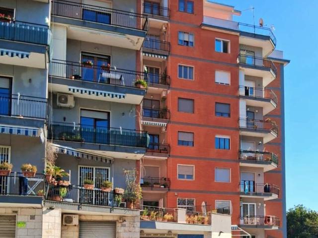 Appartamento in affitto a Napoli