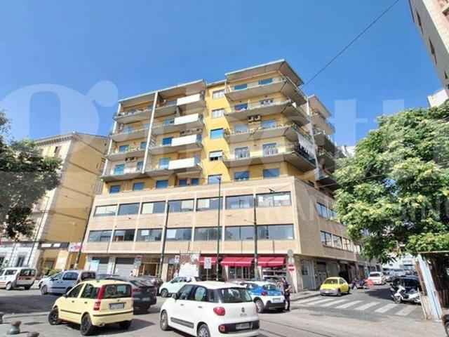 Appartamento in affitto a Napoli