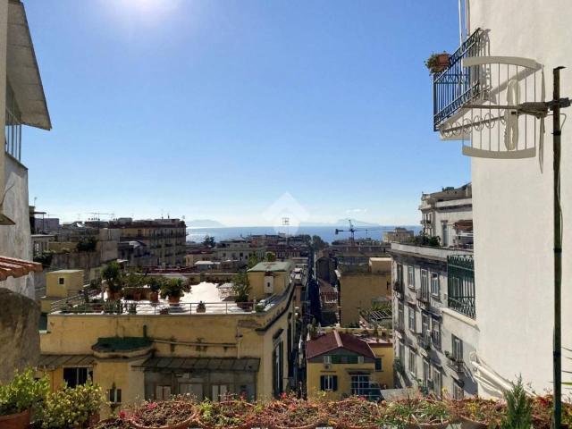 Appartamento in affitto a Napoli