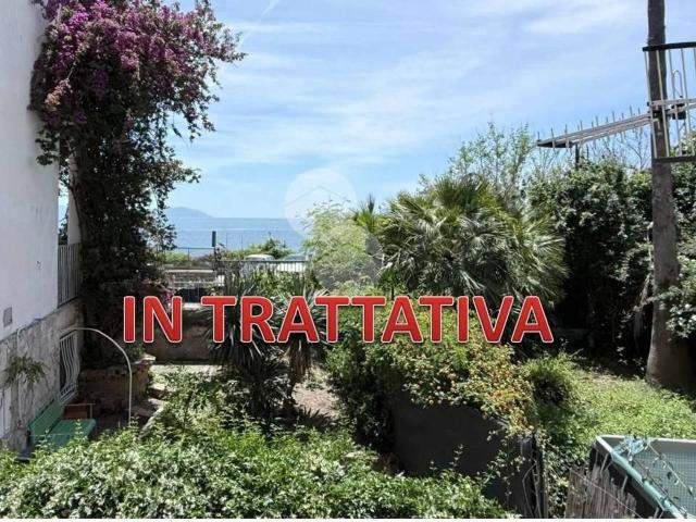 Appartamento in affitto a Napoli