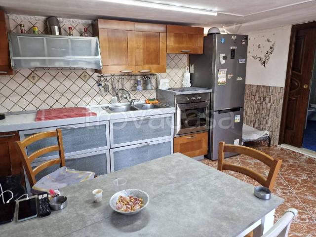 Appartamento in affitto a Napoli via Cesare Rosaroll, senza ascensore, cucina abitabile TrovaCasa