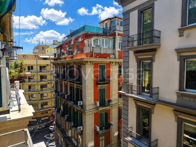 Appartamento in affitto a Napoli via Agostino Depretis, 19, arredato, ascensore, centrale TrovaCasa
