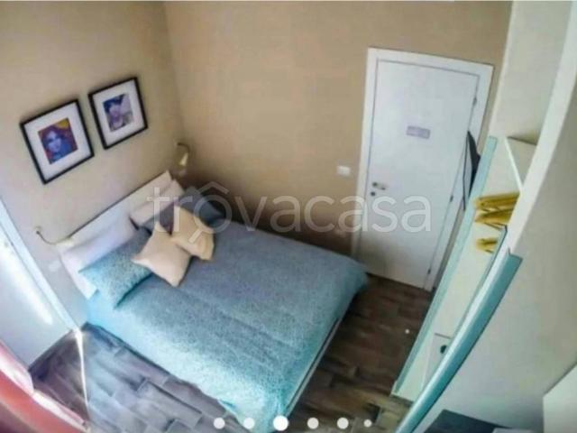 Appartamento in affitto a Napoli via del Maio di Porto, arredato, lavanderia, balcone TrovaCasa