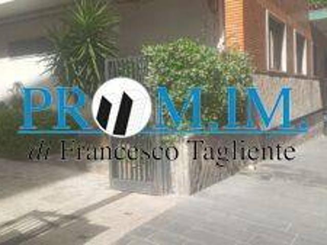Appartamento in affitto a Napoli via del Parco Regina Margherita, non arredato/vuoto, terrazzo, riscaldamento autonomo TrovaCasa