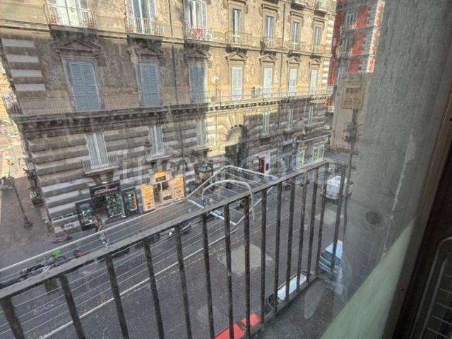 Appartamento in affitto a Napoli via Enrico Pessina, 20, arredato, centrale, senza ascensore TrovaCasa
