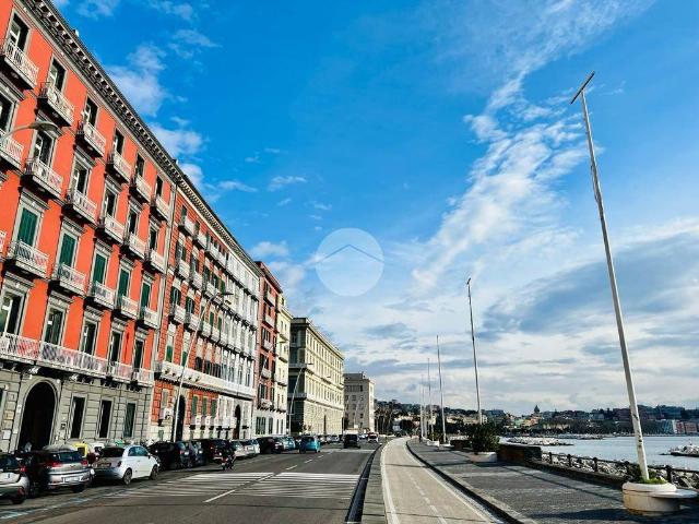 Appartamento in affitto a Napoli via Francesco Caracciolo, 20, vista mare, parzialmente arredato, ristrutturato TrovaCasa