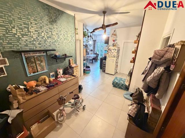 Appartamento in affitto a Napoli via Soffritto, non arredato/vuoto, giardino privato, posto auto TrovaCasa