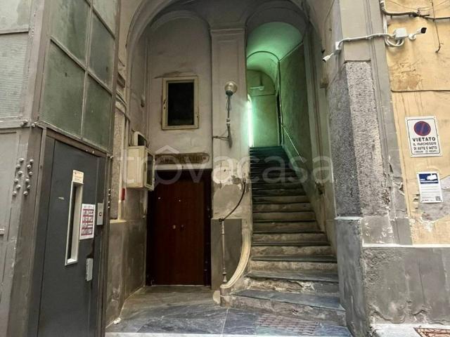 Appartamento in affitto a Napoli via Santa Teresa degli Scalzi, 137, arredato, ascensore, ristrutturato TrovaCasa