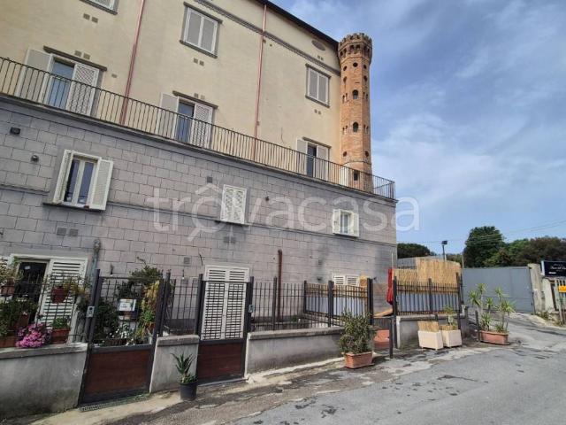 Appartamento in affitto a Napoli via Ponti Rossi, posto auto, ristrutturato, ingresso indipendente TrovaCasa