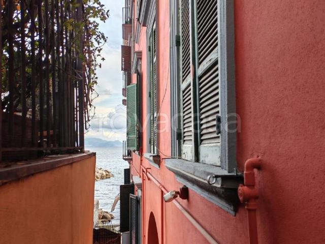 Appartamento in affitto a Napoli via Posillipo, 10, non arredato/vuoto, da ristrutturare, servizio di portineria TrovaCasa