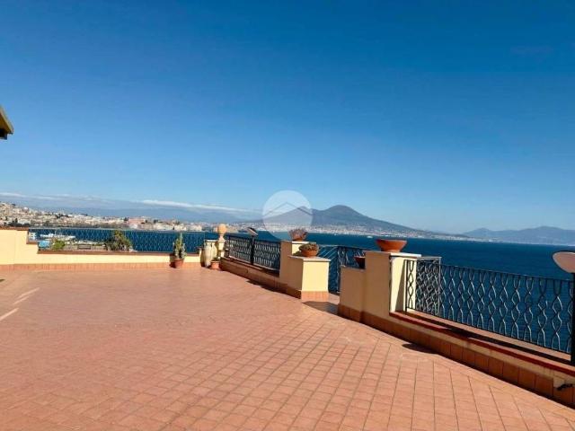 Appartamento in affitto a Napoli via Parco Carelli, 44, non arredato/vuoto, terrazzo, buono stato TrovaCasa
