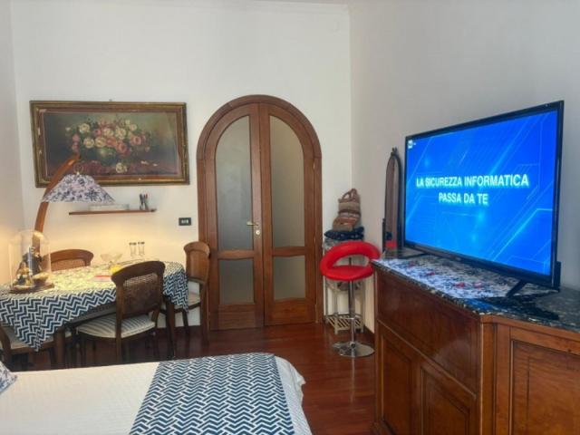 Appartamento in affitto a Napoli via toledo 257, arredato, nuova costruzione, riscaldamento autonomo TrovaCasa