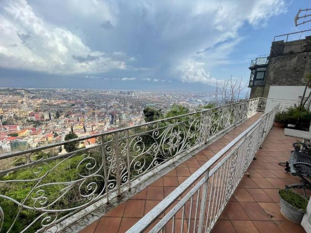 Appartamento in affitto a Napoli via Tito Angelini, arredato, terrazzo, riscaldamento autonomo TrovaCasa