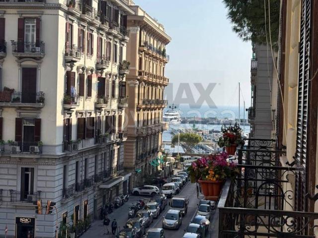 Appartamento in affitto a Napoli viale Gramici, 24, arredato, ristrutturato, contesto signorile TrovaCasa