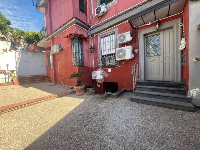 Appartamento in affitto a Napoli viale Privato Vitale Antonio, 34, arredato, cucina abitabile TrovaCasa
