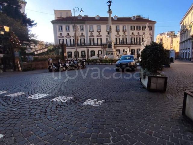 Appartamento in affitto a Napoli vico Santa Maria a Cappella Vecchia, 8b, non arredato/vuoto, posto auto, ascensore TrovaCasa