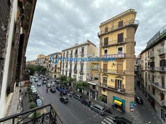 Appartamento in affitto a Napoli vico Tutti i Santi, non arredato/vuoto, centrale, vista aperta TrovaCasa