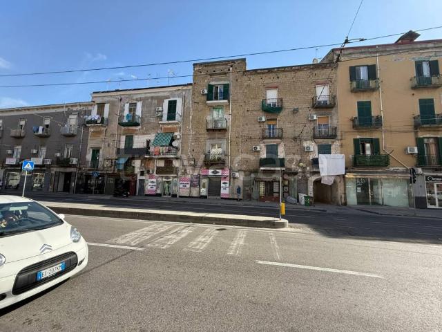 Appartamento in affitto a Napoli corso San Giovanni, 254, non arredato/vuoto, ristrutturato, centrale TrovaCasa