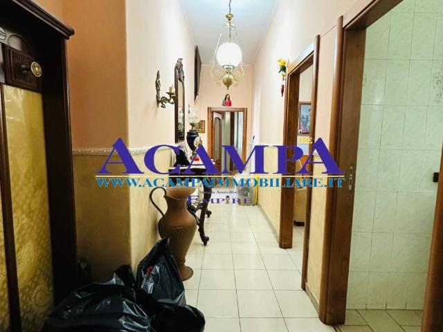 Appartamento in affitto a Napoli corso Secondigliano, non arredato/vuoto, centrale, luminoso TrovaCasa