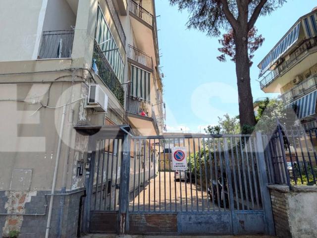 Appartamento in affitto a Napoli cupa Capodichino Traversa 1, posto auto, ristrutturato, balcone TrovaCasa