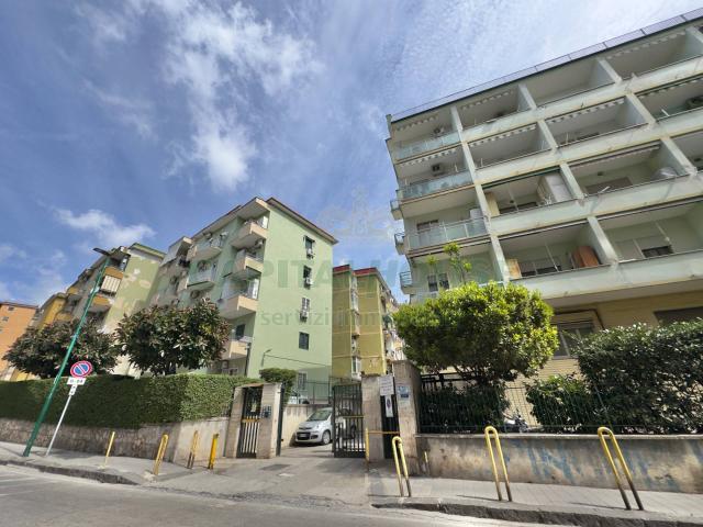 Appartamento in Affitto a Napoli Fuorigrotta