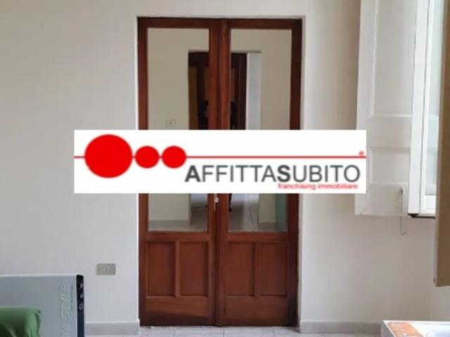Appartamento in affitto a Napoli in Vico Quercia, 3, arredato, ascensore, lavatrice TrovaCasa