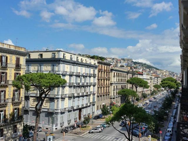 Appartamento in affitto a Napoli NA