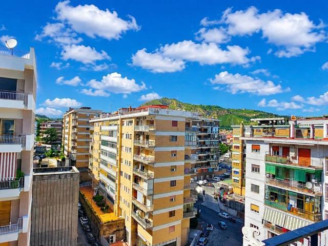 Appartamento in affitto a Napoli NA