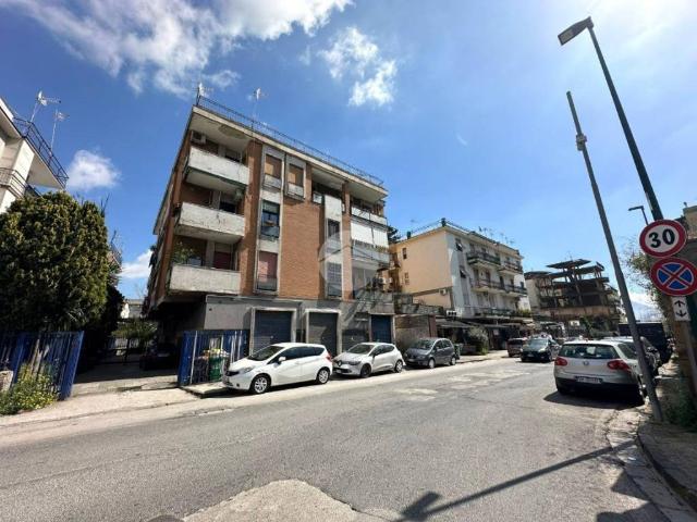 Appartamento in affitto a Napoli NA