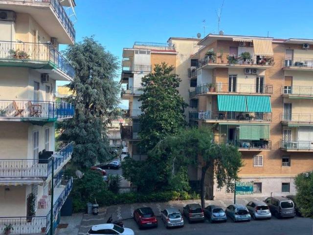 Appartamento in affitto a Napoli NA