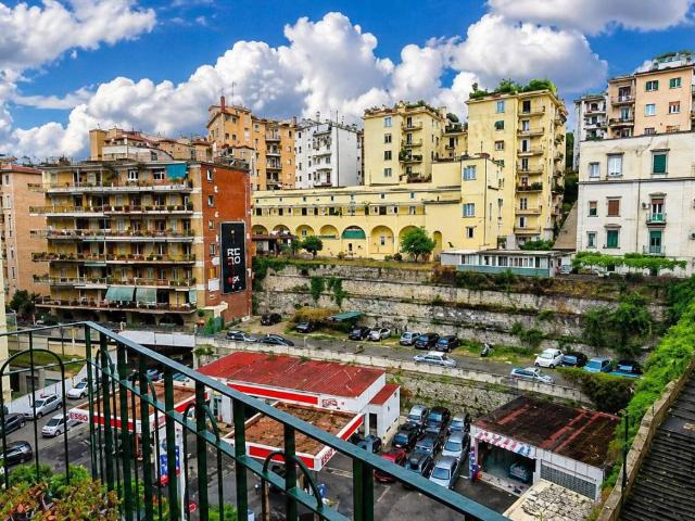 Appartamento in affitto a Napoli NA