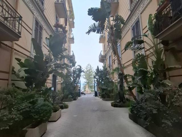 Appartamento in affitto a Napoli NA