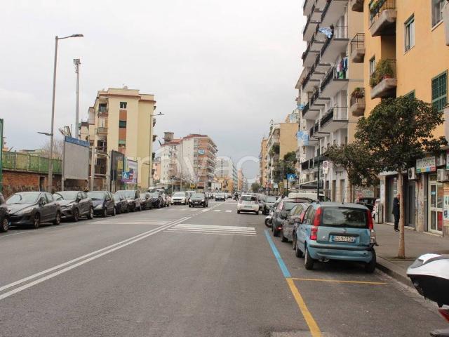 Appartamento in affitto a Napoli, non arredato/vuoto, luminoso, balcone TrovaCasa