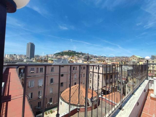Appartamento in affitto a Napoli piazza Bovio, arredato, terrazzo, ascensore TrovaCasa