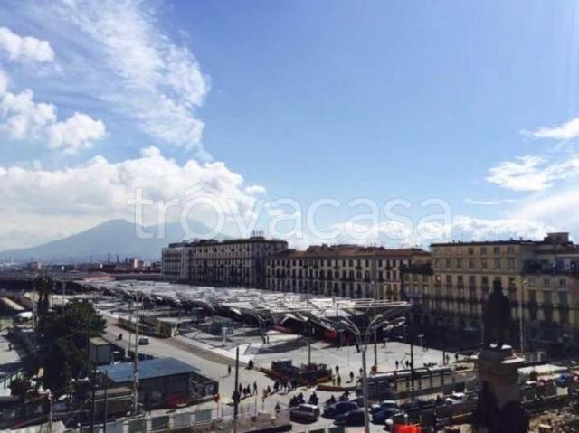 Appartamento in affitto a Napoli piazza Giuseppe Garibaldi, 19, arredato, balcone, angolo cottura TrovaCasa