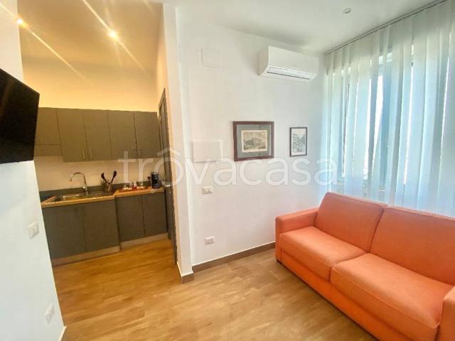Appartamento in affitto a Napoli piazza Giovanni Bovio, 8, arredato, immobile di prestigio, vista mare TrovaCasa