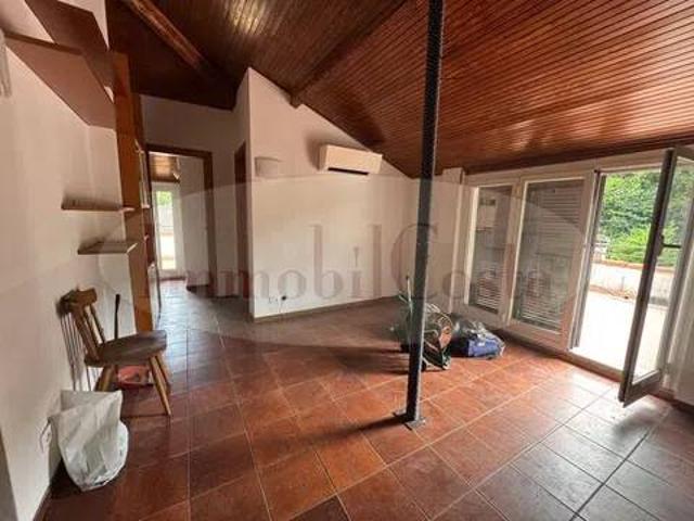 Appartamento in affitto a Ne conscenti, mansarda, balcone TrovaCasa