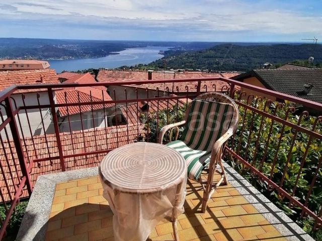 Appartamento in affitto a Nebbiuno via Fosseno, arredato, box, balcone TrovaCasa