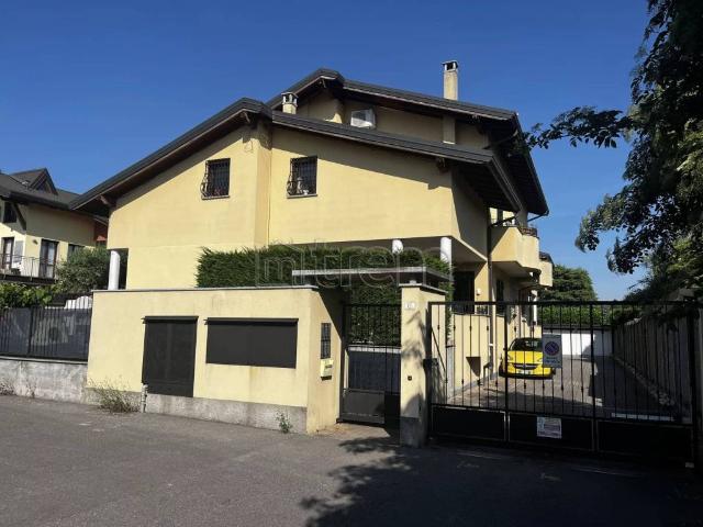 Appartamento in affitto a Nerviano MI