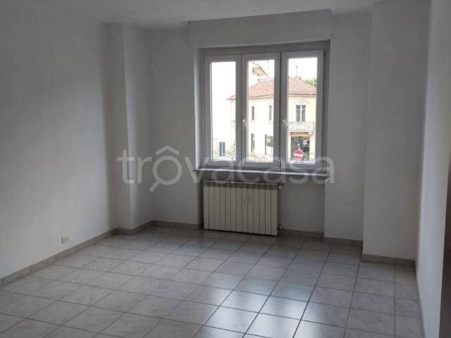 Appartamento in affitto a Nichelino via Cuneo, 8, centrale, luminoso, balcone TrovaCasa