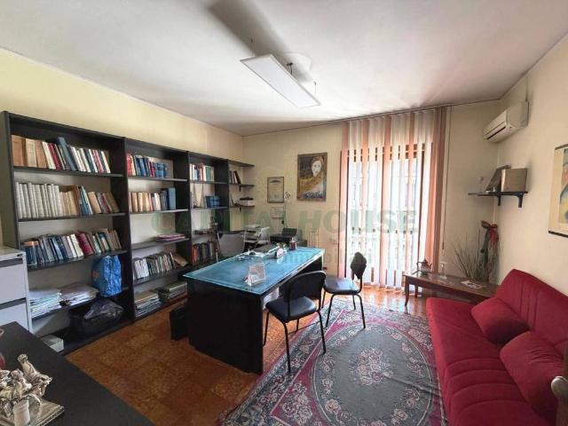 Appartamento in affitto a Nola via ss 7 Bis, studio TrovaCasa