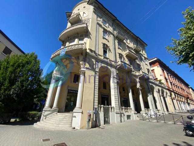 Appartamento in affitto a Novara via 20 Settembre, 38, arredato, ascensore, libero subito TrovaCasa